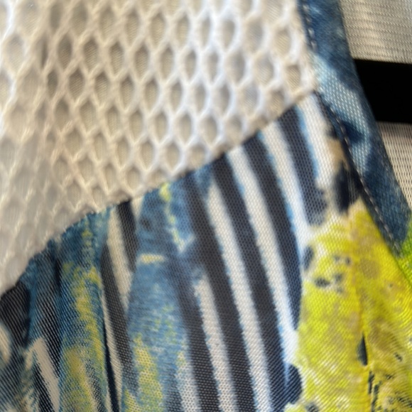 Zoe Designer Tunic - Picture 4 of 7